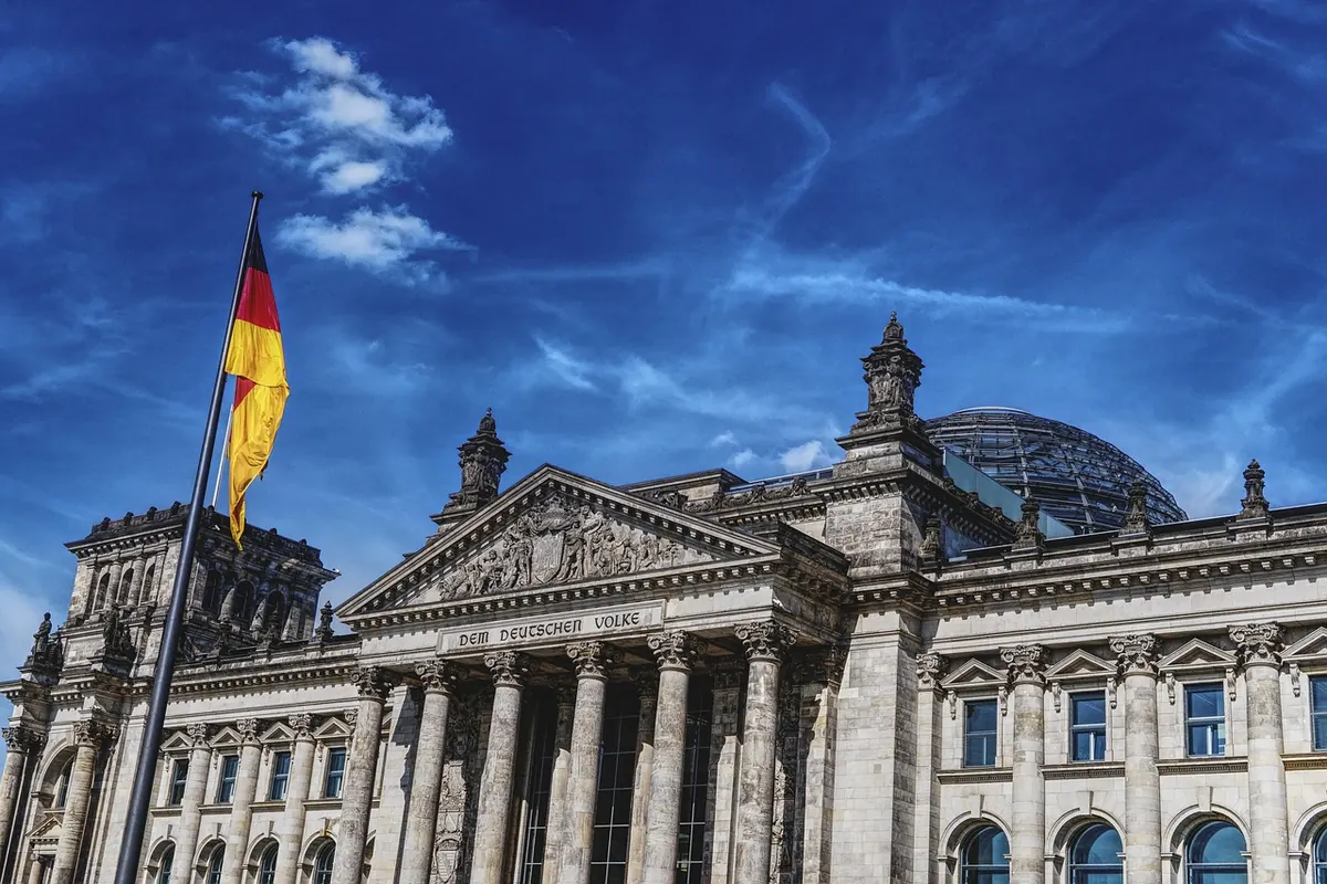 AI Policy Tracker: How the EU AI Act Differs from the US Executive Order
